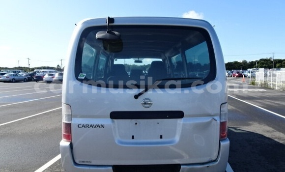 Acheter Occasion Voiture Nissan Caravan Gris à Beitbridge, Matabeleland South Acheter Occasion Voiture Nissan Caravan Gris à Beitbridge, Matabeleland South
