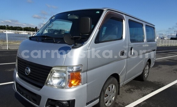 Acheter Occasion Voiture Nissan Caravan Gris à Beitbridge, Matabeleland South Acheter Occasion Voiture Nissan Caravan Gris à Beitbridge, Matabeleland South