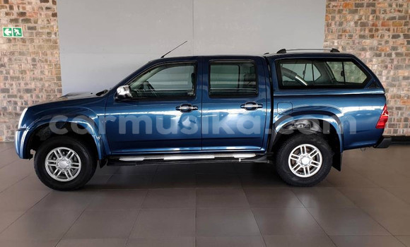 Buy Used Isuzu KB Blue Car in Beitbridge in Matabeleland South Buy Used Isuzu KB Blue Car in Beitbridge in Matabeleland South
