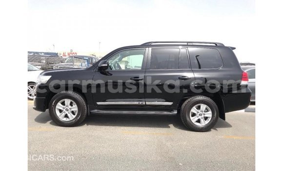 Acheter Import Voiture Toyota Land Cruiser Noir à Import - Dubai, Harare Acheter Import Voiture Toyota Land Cruiser Noir à Import - Dubai, Harare