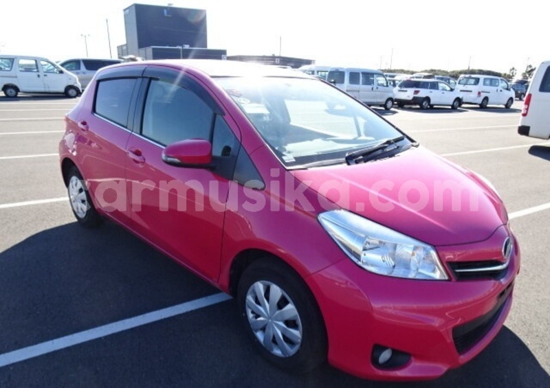 Big with watermark toyota vitz matabeleland south beitbridge 25854