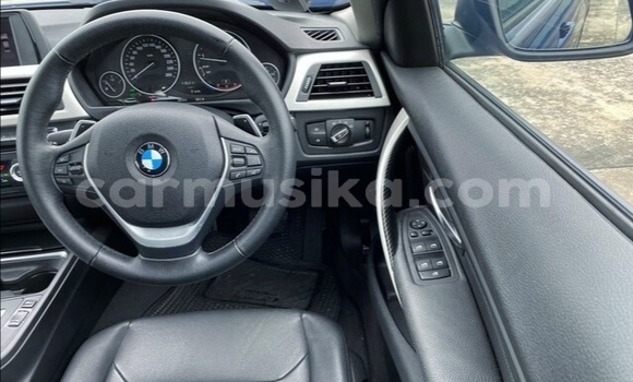 Acheter Occasion Voiture BMW 3–Series Bleu à Beitbridge, Matabeleland South Acheter Occasion Voiture BMW 3–Series Bleu à Beitbridge, Matabeleland South