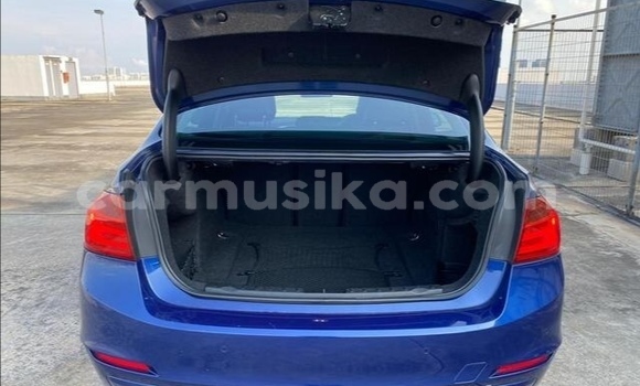 Acheter Occasion Voiture BMW 3–Series Bleu à Beitbridge, Matabeleland South Acheter Occasion Voiture BMW 3–Series Bleu à Beitbridge, Matabeleland South