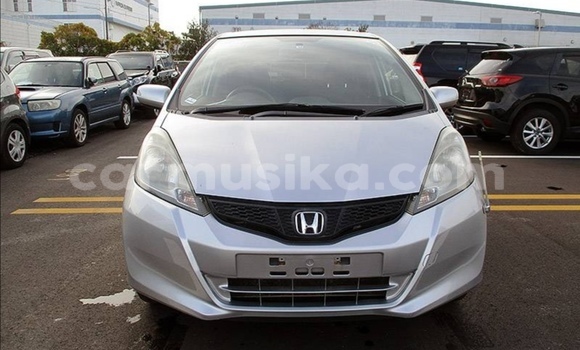 Acheter Occasion Voiture Honda Fit Gris à Beitbridge, Matabeleland South Acheter Occasion Voiture Honda Fit Gris à Beitbridge, Matabeleland South