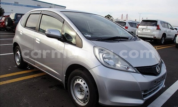 Acheter Occasion Voiture Honda Fit Gris à Beitbridge, Matabeleland South Acheter Occasion Voiture Honda Fit Gris à Beitbridge, Matabeleland South