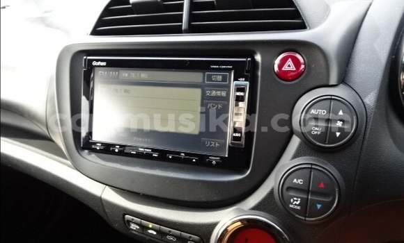 Acheter Occasion Voiture Honda Fit Bleu à Beitbridge, Matabeleland South Acheter Occasion Voiture Honda Fit Bleu à Beitbridge, Matabeleland South