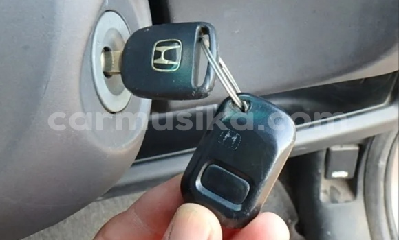 Nunua Ilio tumika Honda Fit Fedha Gari ndani ya Beitbridge nchini Matabeleland Kusini Nunua Ilio tumika Honda Fit Fedha Gari ndani ya Beitbridge nchini Matabeleland Kusini