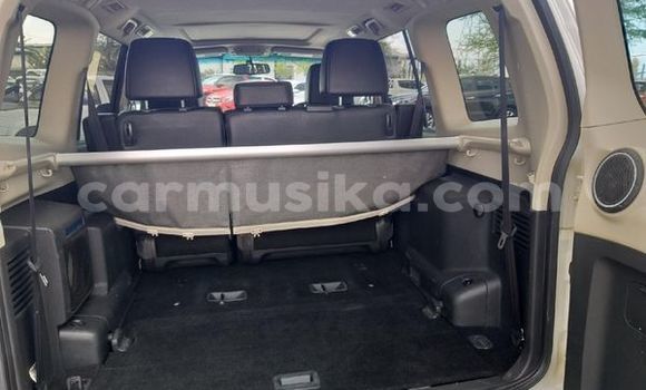 Acheter Occasion Voiture Mitsubishi Pajero Blanc à Beitbridge, Matabeleland South Acheter Occasion Voiture Mitsubishi Pajero Blanc à Beitbridge, Matabeleland South