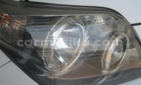 Acheter Occasion Voiture Toyota Land Cruiser Prado Blanc à Beitbridge, Matabeleland South Acheter Occasion Voiture Toyota Land Cruiser Prado Blanc à Beitbridge, Matabeleland South