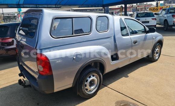 Acheter Occasion Voiture Chevrolet Corsa Gris à Beitbridge, Matabeleland South Acheter Occasion Voiture Chevrolet Corsa Gris à Beitbridge, Matabeleland South
