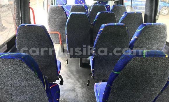 Tenga Tsaru Mercedes‒Benz Esprit Chena Mota in Beitbridge in Matabeleland South Tenga Tsaru Mercedes‒Benz Esprit Chena Mota in Beitbridge in Matabeleland South