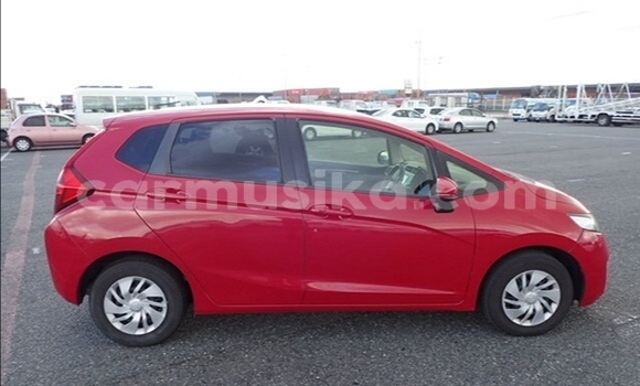 Acheter Occasion Voiture Honda Fit Rouge à Beitbridge, Matabeleland South Acheter Occasion Voiture Honda Fit Rouge à Beitbridge, Matabeleland South