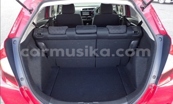 Acheter Occasion Voiture Honda Fit Rouge à Beitbridge, Matabeleland South Acheter Occasion Voiture Honda Fit Rouge à Beitbridge, Matabeleland South