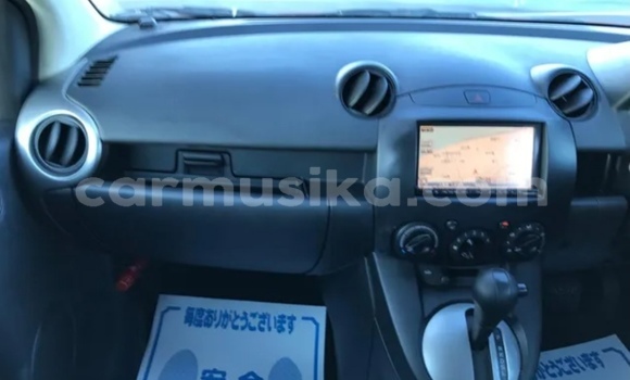 Acheter Occasion Voiture Mazda Demio Beige à Beitbridge, Matabeleland South Acheter Occasion Voiture Mazda Demio Beige à Beitbridge, Matabeleland South