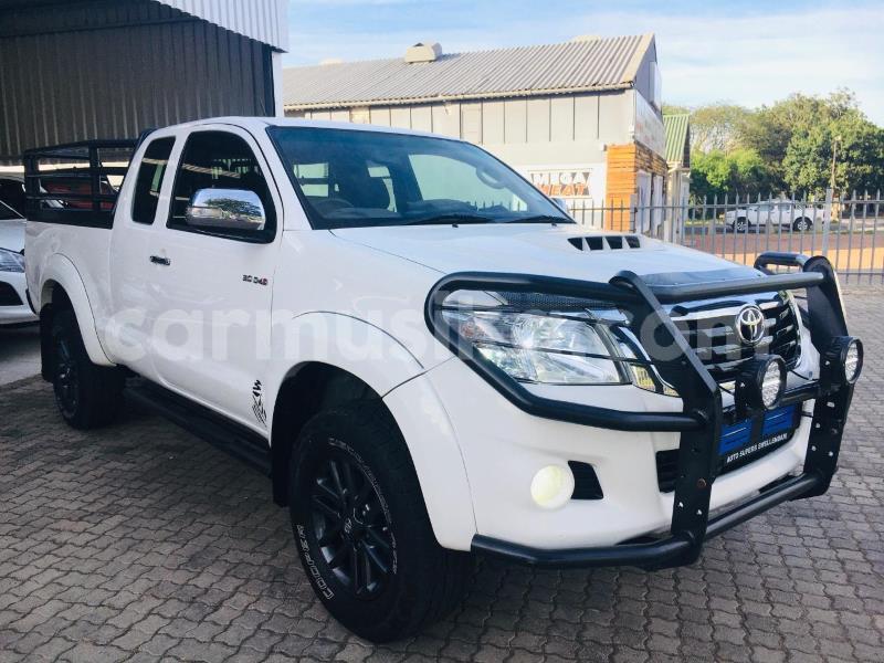 Big with watermark toyota hilux matabeleland south beitbridge 25883