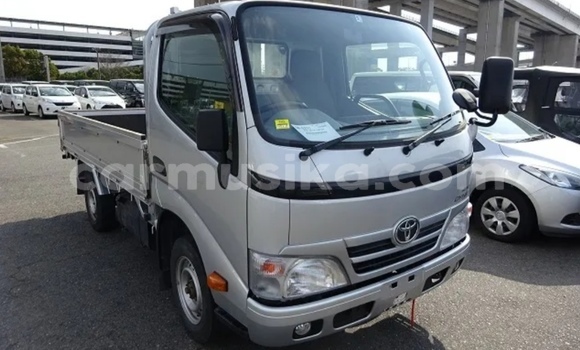 Acheter Occasion Utilitaire Toyota Dyna Gris à Beitbridge, Matabeleland South Acheter Occasion Utilitaire Toyota Dyna Gris à Beitbridge, Matabeleland South
