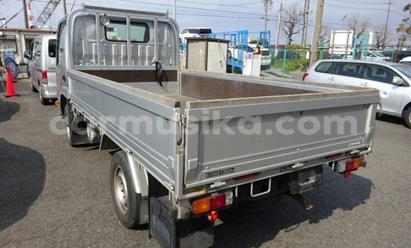 Acheter Occasion Utilitaire Toyota Dyna Gris à Beitbridge, Matabeleland South Acheter Occasion Utilitaire Toyota Dyna Gris à Beitbridge, Matabeleland South