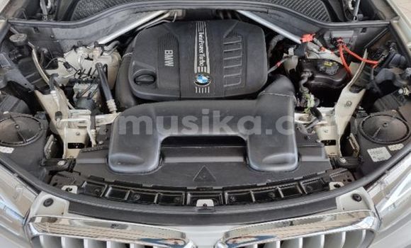 Acheter Occasion Voiture BMW X5 Blanc à Beitbridge, Matabeleland South Acheter Occasion Voiture BMW X5 Blanc à Beitbridge, Matabeleland South