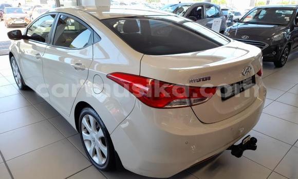 Acheter Occasion Voiture Hyundai Elantra Blanc à Beitbridge, Matabeleland South Acheter Occasion Voiture Hyundai Elantra Blanc à Beitbridge, Matabeleland South