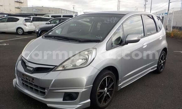Acheter Occasion Voiture Honda Fit Gris à Beitbridge, Matabeleland South Acheter Occasion Voiture Honda Fit Gris à Beitbridge, Matabeleland South