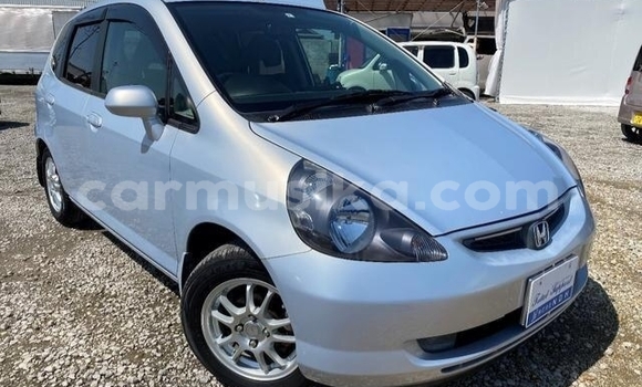 Tenga Tsaru Honda Fit Zvimwe Mota in Beitbridge in Matabeleland South