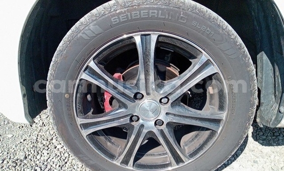 Acheter Occasion Voiture Honda Fit Blanc à Beitbridge, Matabeleland South Acheter Occasion Voiture Honda Fit Blanc à Beitbridge, Matabeleland South