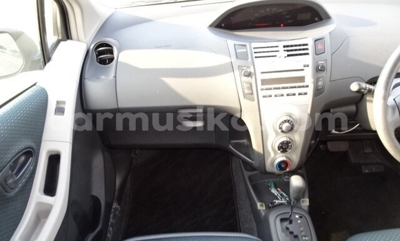 Buy Used Toyota Vitz Other Car in Beitbridge in Matabeleland South Buy Used Toyota Vitz Other Car in Beitbridge in Matabeleland South