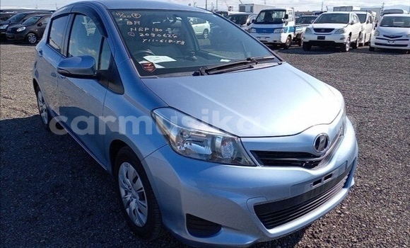 Acheter Occasion Voiture Toyota Vitz Bleu à Beitbridge, Matabeleland South Acheter Occasion Voiture Toyota Vitz Bleu à Beitbridge, Matabeleland South