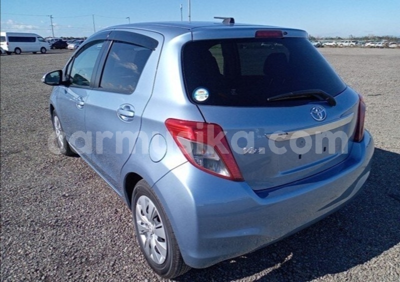 Big with watermark toyota vitz matabeleland south beitbridge 25899