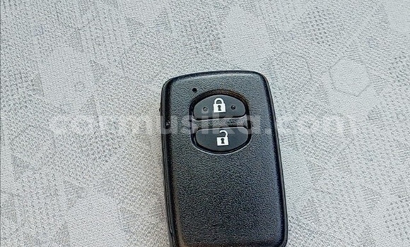 Acheter Occasion Voiture Toyota Vitz Bleu à Beitbridge, Matabeleland South Acheter Occasion Voiture Toyota Vitz Bleu à Beitbridge, Matabeleland South