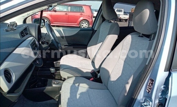 Acheter Occasion Voiture Toyota Vitz Bleu à Beitbridge, Matabeleland South Acheter Occasion Voiture Toyota Vitz Bleu à Beitbridge, Matabeleland South