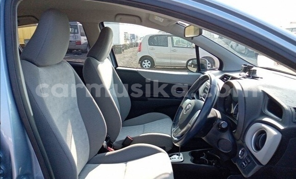 Acheter Occasion Voiture Toyota Vitz Bleu à Beitbridge, Matabeleland South Acheter Occasion Voiture Toyota Vitz Bleu à Beitbridge, Matabeleland South