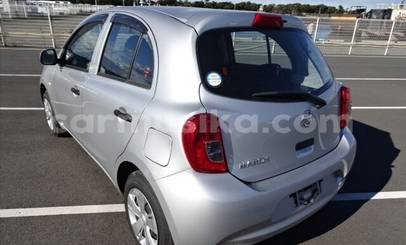 Acheter Occasion Voiture Nissan Micra Gris à Beitbridge, Matabeleland South Acheter Occasion Voiture Nissan Micra Gris à Beitbridge, Matabeleland South