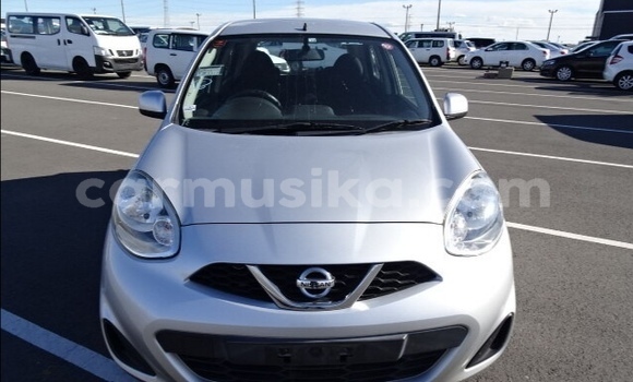 Acheter Occasion Voiture Nissan Micra Gris à Beitbridge, Matabeleland South Acheter Occasion Voiture Nissan Micra Gris à Beitbridge, Matabeleland South