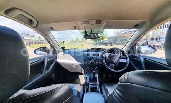 Acheter Occasion Voiture Mazda 3 Bleu à Belvédère, Harare Acheter Occasion Voiture Mazda 3 Bleu à Belvédère, Harare