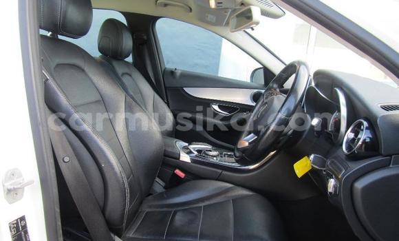 Tenga Tsaru Mercedes-Benz C180 coupe Chena Mota in Beitbridge in Matabeleland South Tenga Tsaru Mercedes-Benz C180 coupe Chena Mota in Beitbridge in Matabeleland South