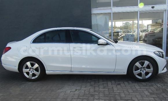 Tenga Tsaru Mercedes-Benz C180 coupe Chena Mota in Beitbridge in Matabeleland South Tenga Tsaru Mercedes-Benz C180 coupe Chena Mota in Beitbridge in Matabeleland South