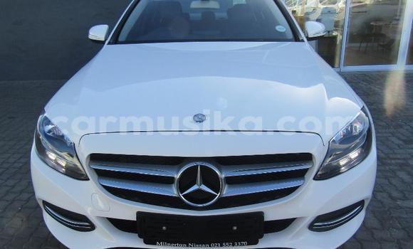 Tenga Tsaru Mercedes-Benz C180 coupe Chena Mota in Beitbridge in Matabeleland South Tenga Tsaru Mercedes-Benz C180 coupe Chena Mota in Beitbridge in Matabeleland South