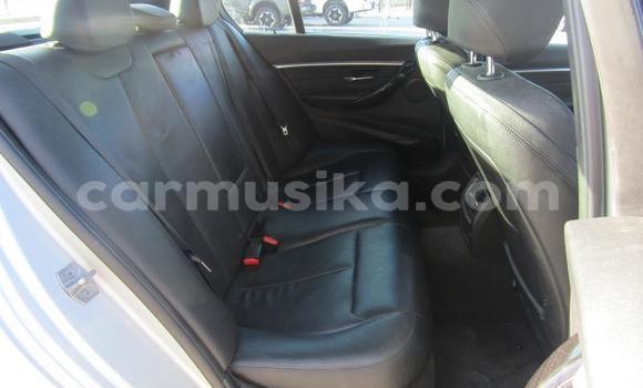 Acheter Occasion Voiture BMW 3–Series Gris à Beitbridge, Matabeleland South Acheter Occasion Voiture BMW 3–Series Gris à Beitbridge, Matabeleland South