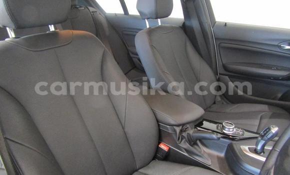 Acheter Occasion Voiture BMW 1-Series Blanc à Beitbridge, Matabeleland South Acheter Occasion Voiture BMW 1-Series Blanc à Beitbridge, Matabeleland South