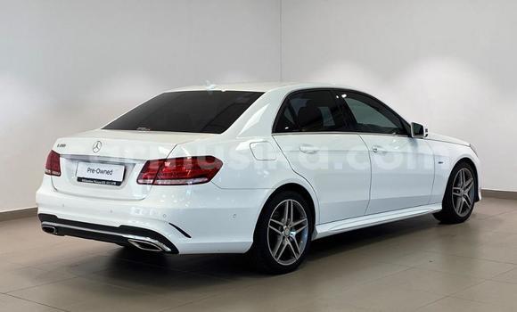 Buy Used Mercedes-Benz E200 White Car in Beitbridge in Matabeleland South Buy Used Mercedes-Benz E200 White Car in Beitbridge in Matabeleland South