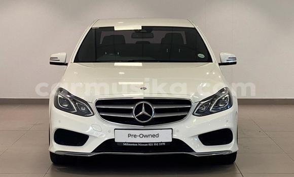 Buy Used Mercedes-Benz E200 White Car in Beitbridge in Matabeleland South Buy Used Mercedes-Benz E200 White Car in Beitbridge in Matabeleland South