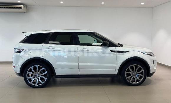 Acheter Occasion Voiture Land Rover Range Rover Evoque Blanc à Beitbridge, Matabeleland South Acheter Occasion Voiture Land Rover Range Rover Evoque Blanc à Beitbridge, Matabeleland South