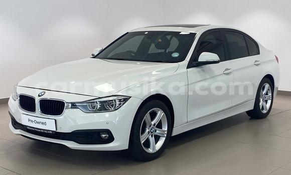 Acheter Occasion Voiture BMW 3–Series Gris à Beitbridge, Matabeleland South Acheter Occasion Voiture BMW 3–Series Gris à Beitbridge, Matabeleland South