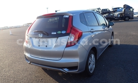 Acheter Import Voiture Honda Fit Gris à Beitbridge, Matabeleland South Acheter Import Voiture Honda Fit Gris à Beitbridge, Matabeleland South