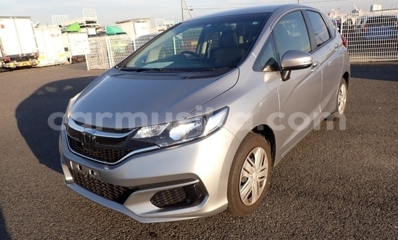Acheter Import Voiture Honda Fit Gris à Beitbridge, Matabeleland South Acheter Import Voiture Honda Fit Gris à Beitbridge, Matabeleland South