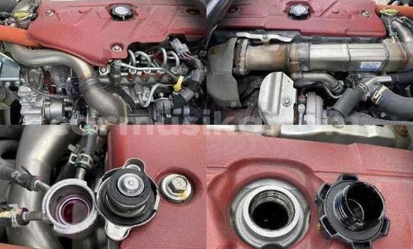 Acheter Import Utilitaire Toyota Dyna Blanc à Beitbridge, Matabeleland South Acheter Import Utilitaire Toyota Dyna Blanc à Beitbridge, Matabeleland South