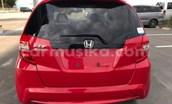 Nunua Ilio tumika Honda Fit Nyekundu Gari ndani ya Beitbridge nchini Matabeleland Kusini Nunua Ilio tumika Honda Fit Nyekundu Gari ndani ya Beitbridge nchini Matabeleland Kusini