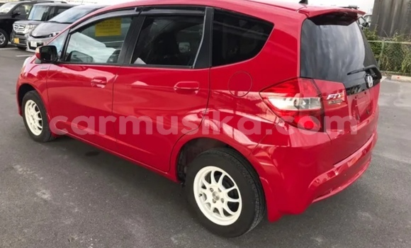 Nunua Ilio tumika Honda Fit Nyekundu Gari ndani ya Beitbridge nchini Matabeleland Kusini Nunua Ilio tumika Honda Fit Nyekundu Gari ndani ya Beitbridge nchini Matabeleland Kusini