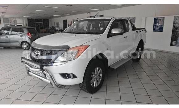 Acheter Occasion Voiture Mazda BT-50 Blanc à Bulawayo, Bulawayo Acheter Occasion Voiture Mazda BT-50 Blanc à Bulawayo, Bulawayo